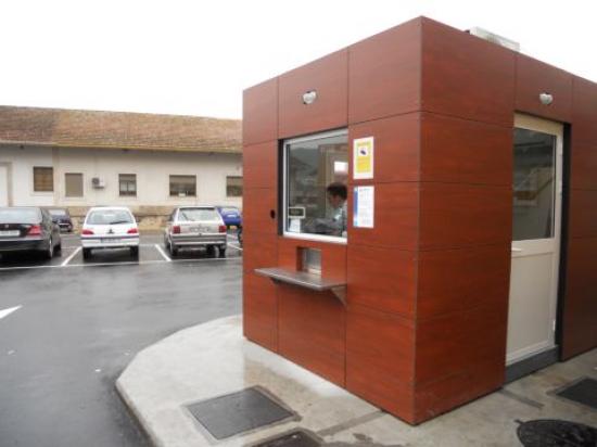 Caseta para control de accesos de Parking - Estacin de tren de Ourense