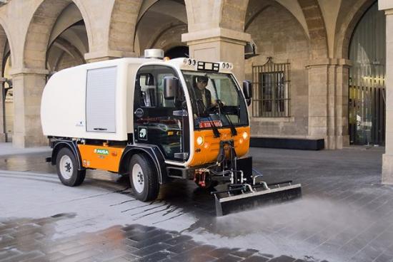 MULTITASK 300 H con baldeadora