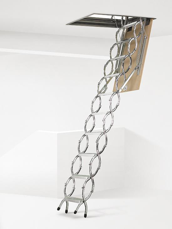 Escalera escamoteable de tijera