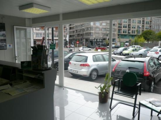 Oficinas para empresas de alquiler de coches - Estacin de tren de Vigo (interior)