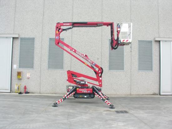 Plataforma area con orugas HINOWA Gold Lift 17.80 XL