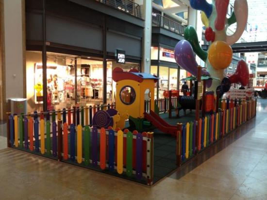 Parque infantil (Almada)