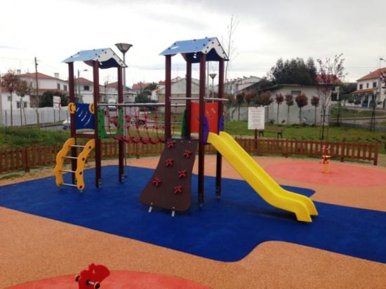 Parque infantil (Castelo branco)