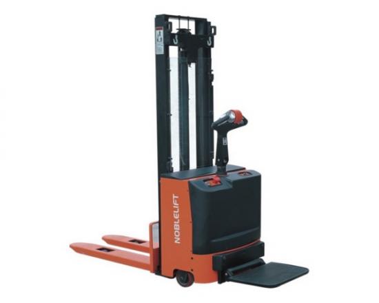 Apilador elctrico Noblelift CL10