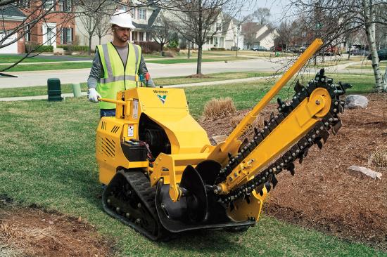 Zanjadora peatonal VERMEER RTX250