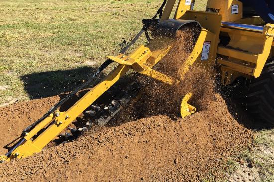 Tractor multiaccesorio VERMEER RTX550