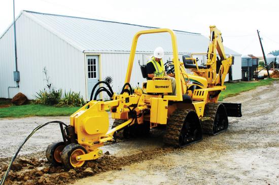 Tractor multiaccesorio VERMEER RTX550