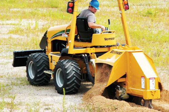Tractor multiaccesorio VERMEER RTX550