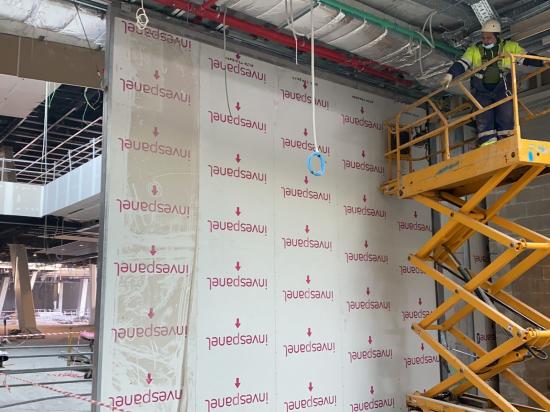 PUERTA CORREDERA CORTAFUEGOS TELESCOPICA Centro Comercial VIALIA Vigo