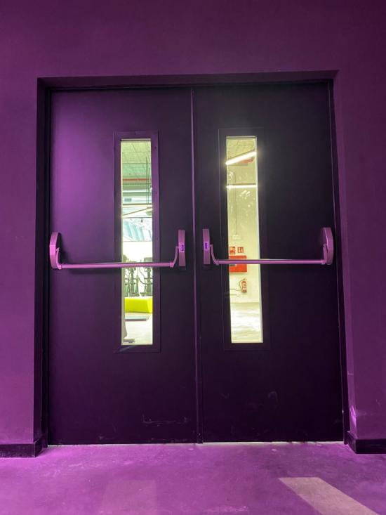 Puerta cortafuegos en Gimnasio MeuFit del Centro Comercial Vialia Vigo