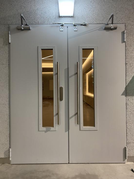 Puerta multiusos en Gimnasio MeuFit del Centro Comercial Vialia Vigo